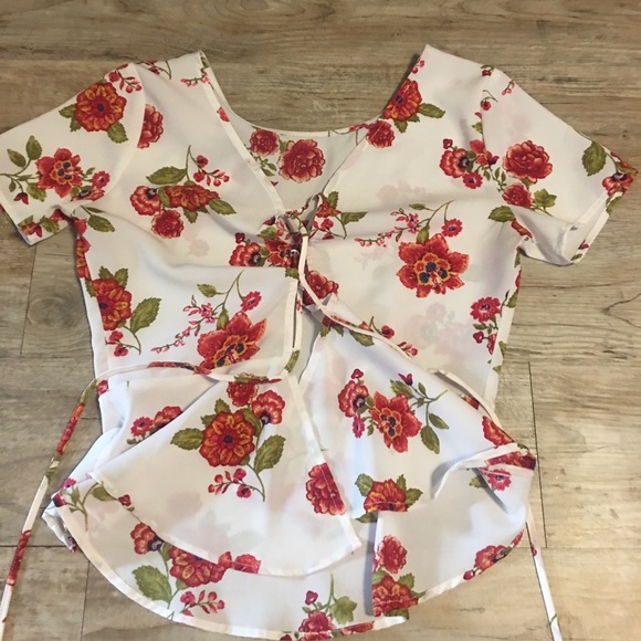 Yasmine Top - Picture 2 of 3